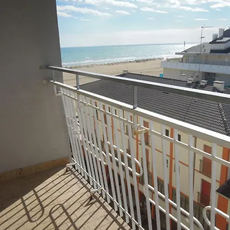Lovely Flat With Terrace In - Beahost *