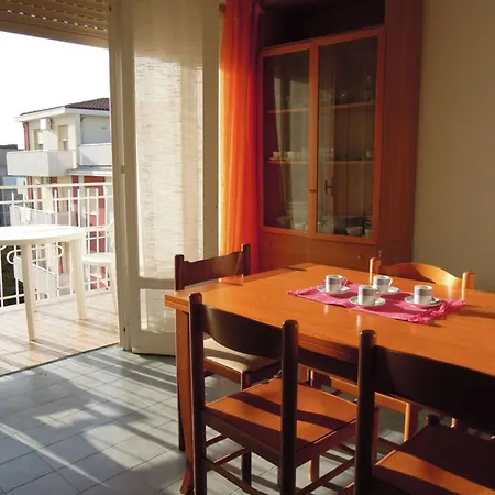 Appartement Lovely Flat With Terrace In - Beahost Bibione